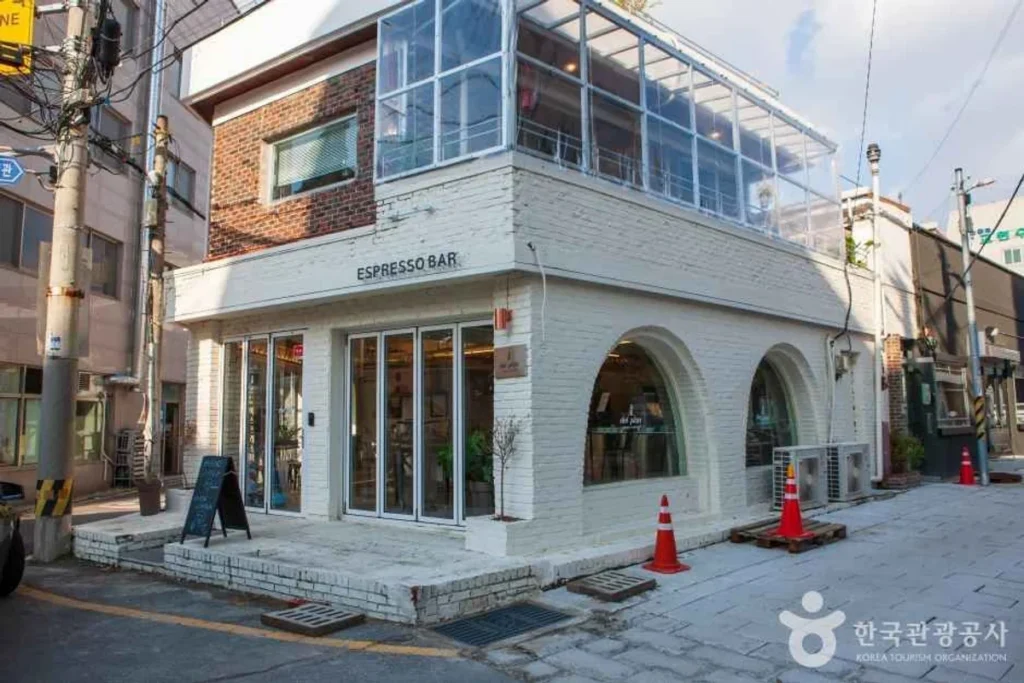 동명동 1박2일 (출처 : 한국관광공사)