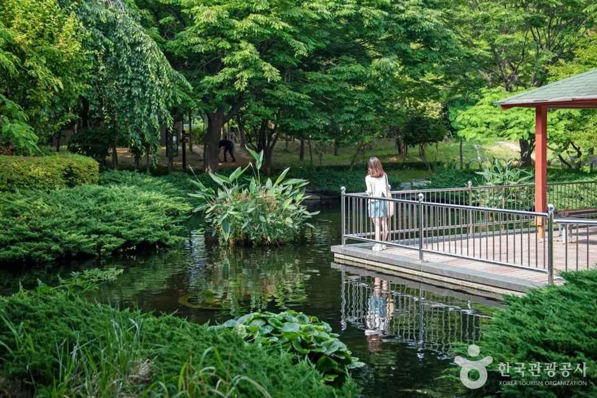 해운대 데이트 (출처 : 한국관광공사)