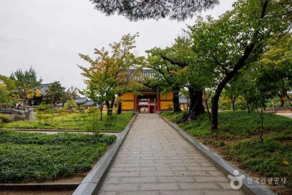 양양 하조대 해수욕장 (출처 : 한국관광공사)